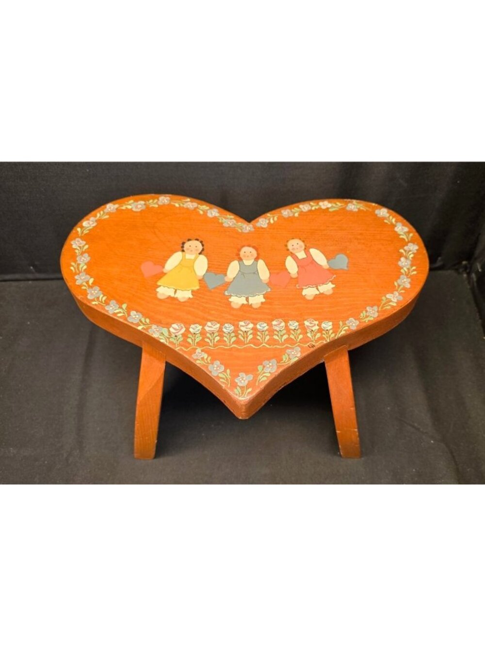 Vintage Solid Wood Heart Shaped Primitive Folk Art Hand Painted Dolls Stool